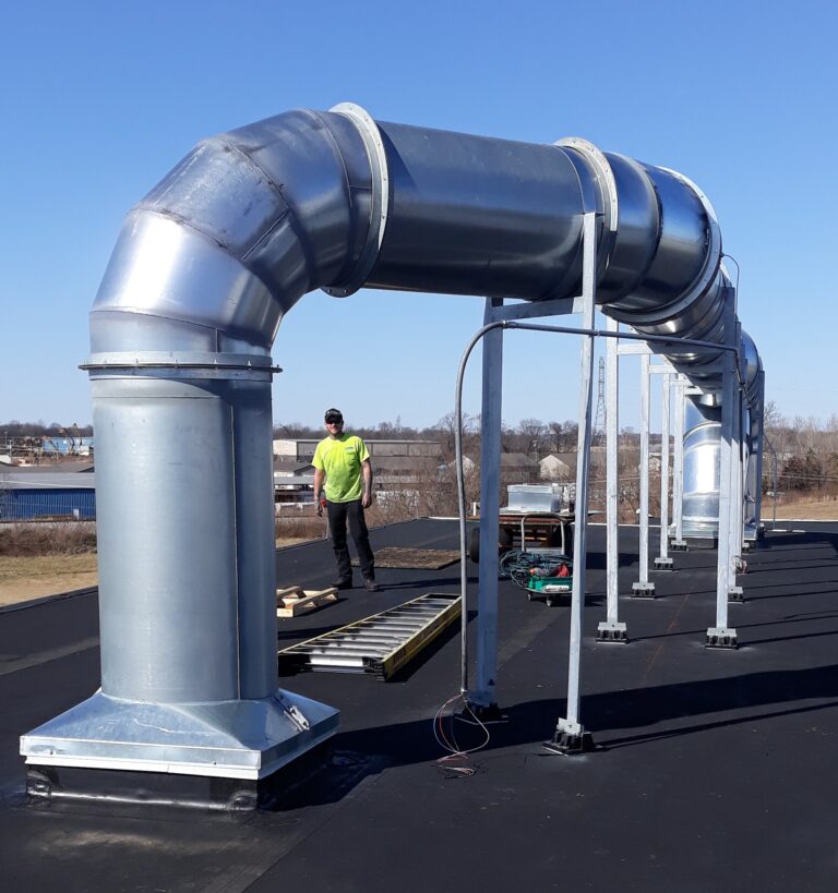 Galv duct installed 20322 Bluegrass Metal Works